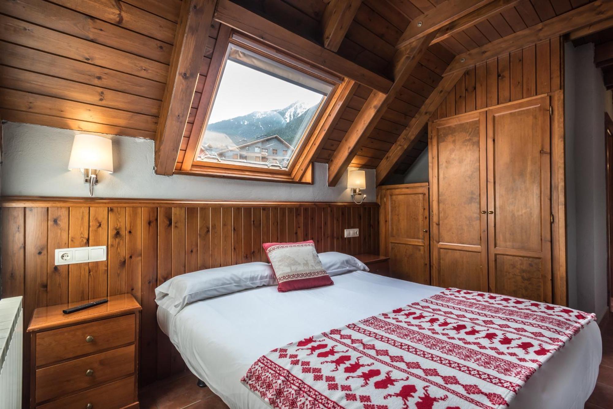 Hotel Snoe Beret Vielha Exterior photo