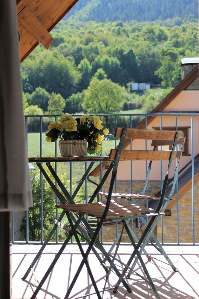 Hotel Snoe Beret Vielha Exterior photo